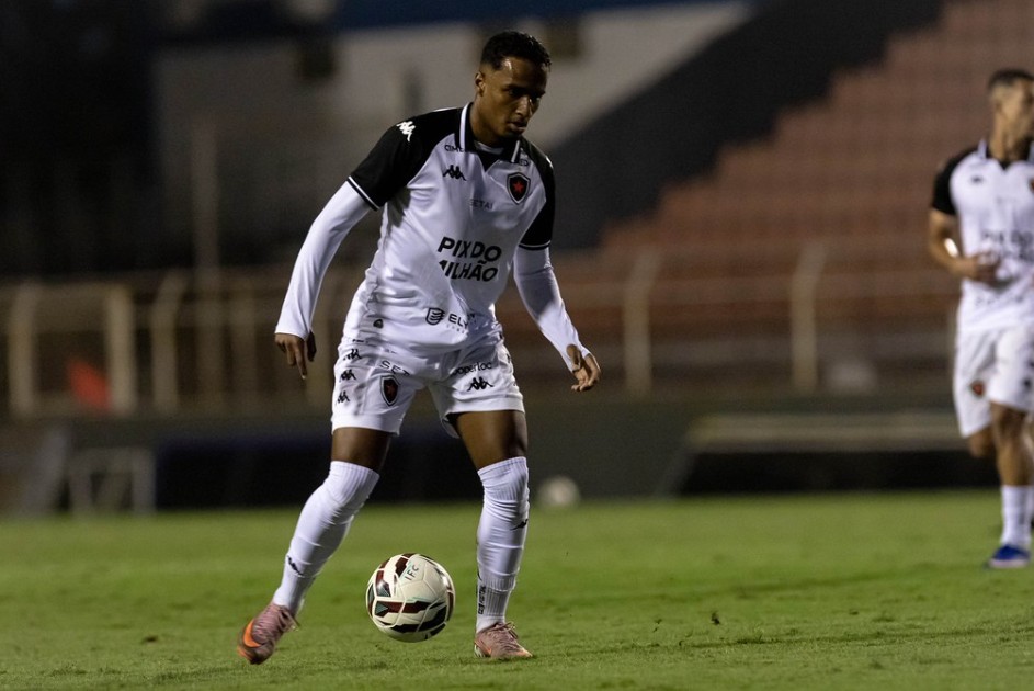 Gustavo, Botafogo-PB